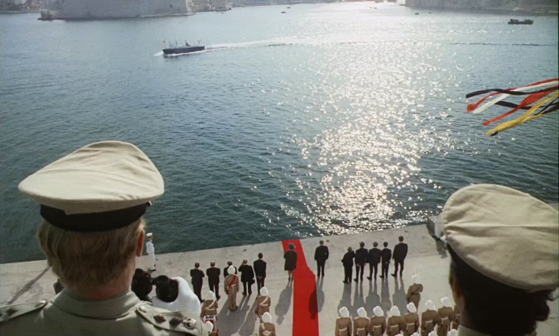 小英雄与大刺客eyewitness.1970.1080p.bluray.x265.mkv_20250302_110347.450.jpg