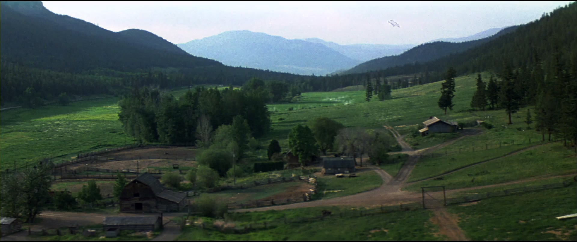 未竟一生An.Unfinished.Life.2005.1080p.BluRay.x264.YIFY.mkv_20250302_114719.355.jpg