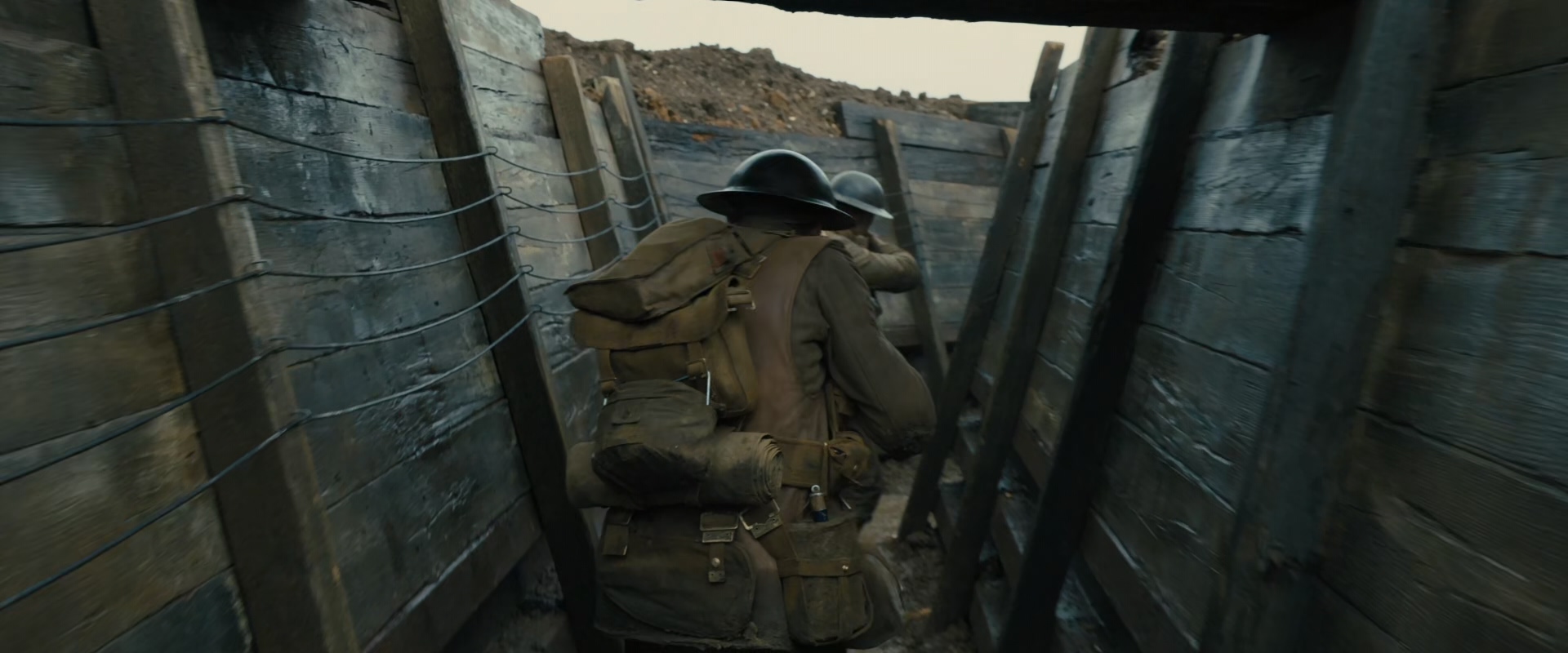 1917.2019.1080p.10bit.BluRay.8CH.x265.HEVC.2audio-PSA特效字幕.mkv_20250315_175559.790.jpg