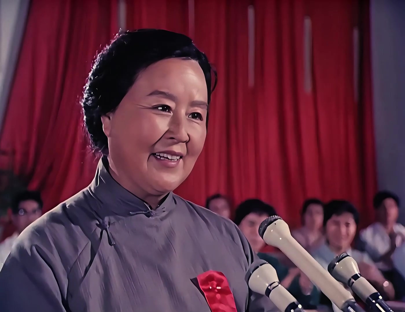 甜蜜的事业修复版.mp4_20250326_142538.169.jpg
