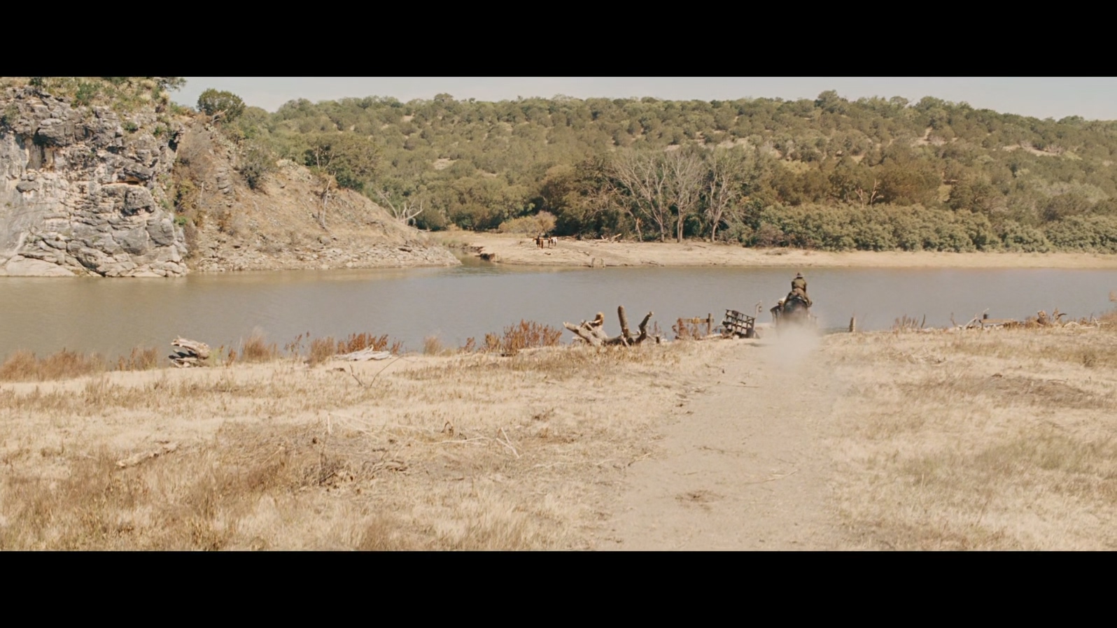 大地惊雷True.Grit.2010.1080p.Bluray.10bit.x265.2audio特效字幕-HazMatt.mkv_202503.jpg