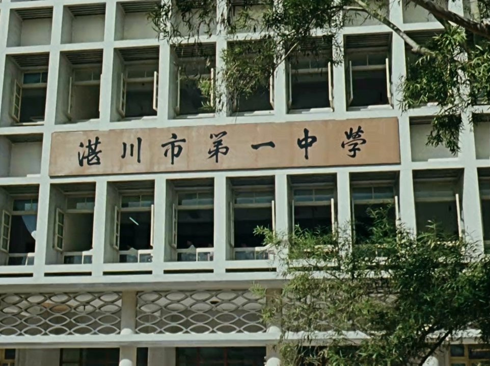 03.jpg