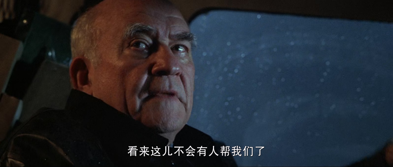 大雨成灾.Hard.Rain.1998.1080p.BluRay.x265.2audio-RARBG特效字幕.mkv_20250331_100005.684.jpg