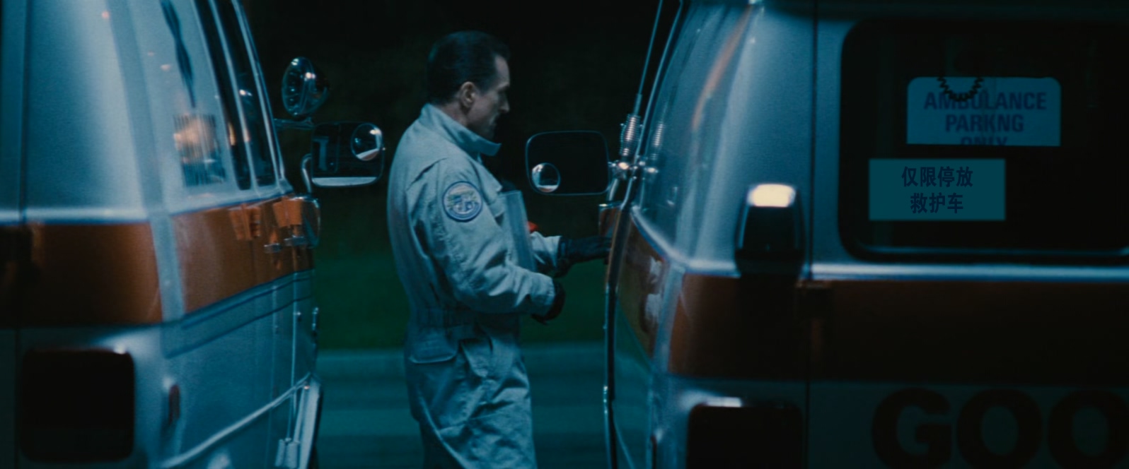 盗火线.Heat.1995.REMASTERED.1080p.BluRay.x265.4audio-RARBG特效字幕.mkv_20250401_.jpg