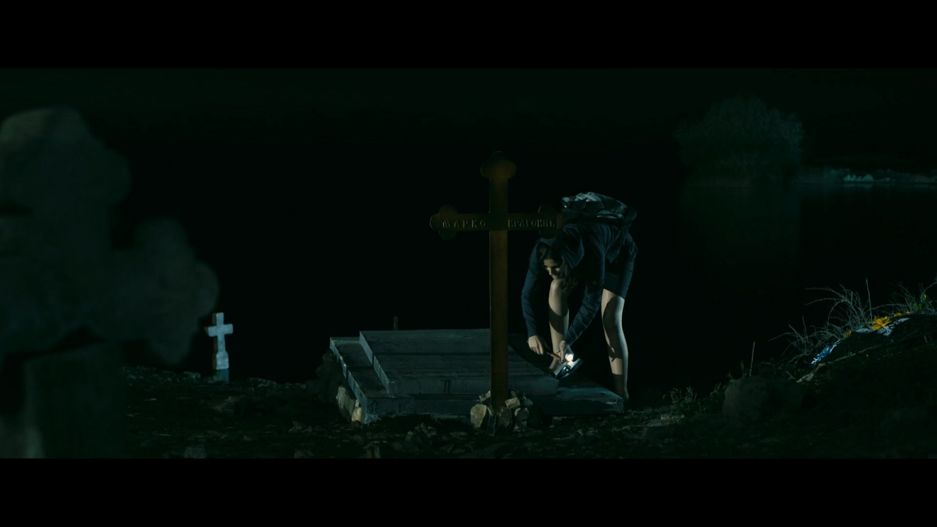 乡村吸血鬼.Lokalni.vampir.2011.1080p.WEB-DL.x264.448央视国塞双语无字.mkv_2025041.jpg