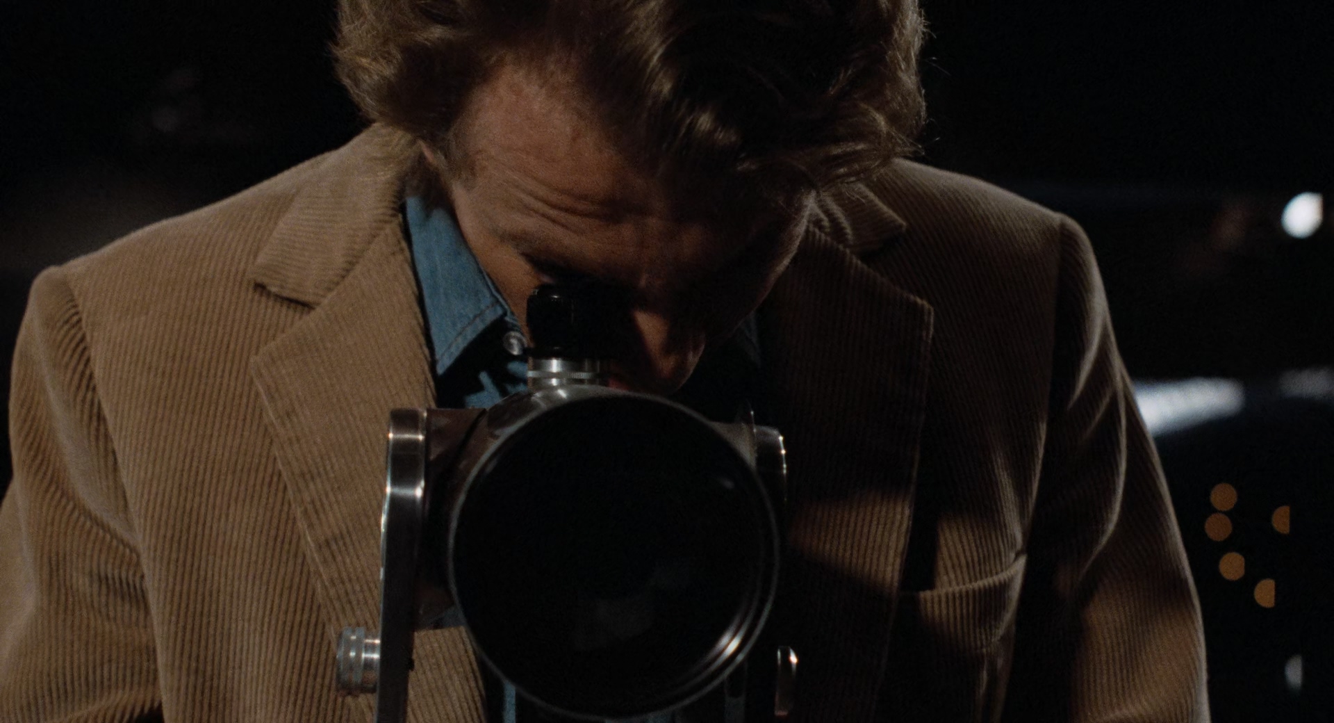Body.Double.1984.1080p.BluRay.x265.10bit.DTS-SONYHD.mkv_20250418_201901.693.jpg