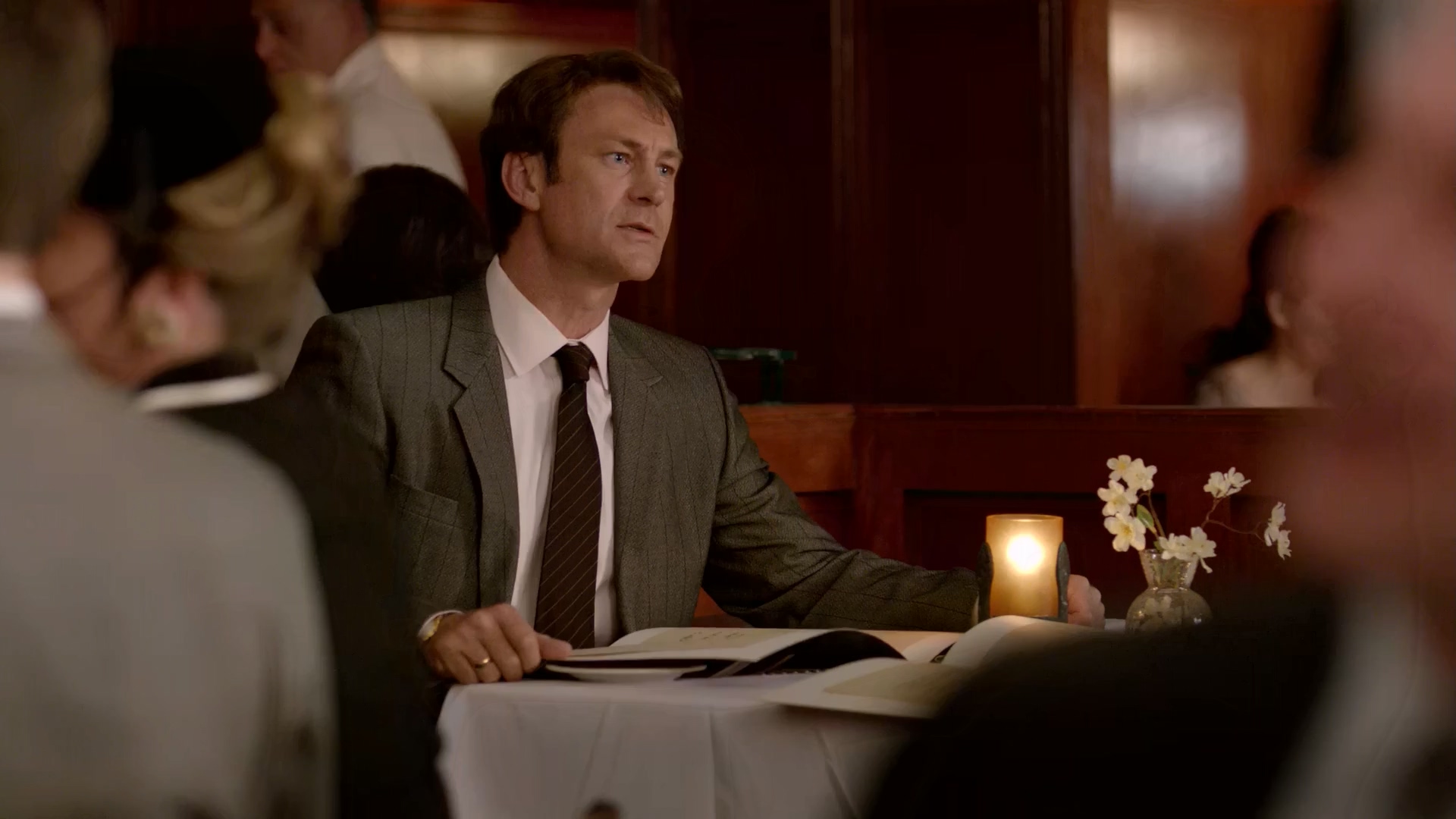 丽兹与迪克.Liz.Dick.2012.1080p.WEBRip.x264.AAC.384kbps央视国配英语无字.mkv_20250.jpg