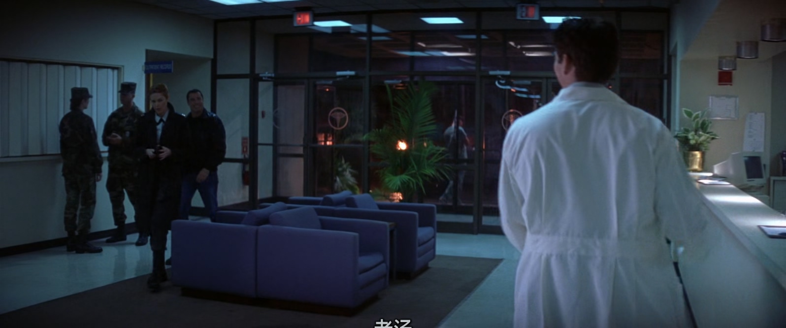 基地疑云.Basic.2003.1080p.BluRay.x265.3audio-RARBG特效字幕.mkv_20250428_111622.779.jpg