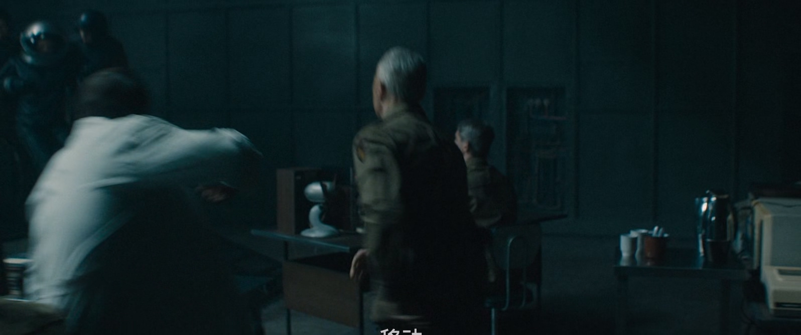 寄生异形.Sputnik.2020.DUBBED.1080p.US.BluRay.x265.3audio-RARBG特效字幕.mkv_20250.jpg