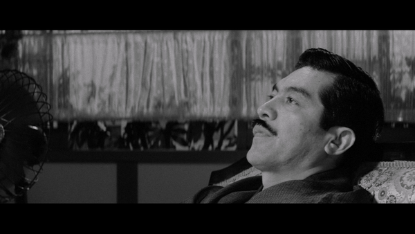 A.Fugitive.from.the.Past.1965.1080p.BluRay.x265.10bit.LPCM1.0-NukeHD.mkv_2025050.png