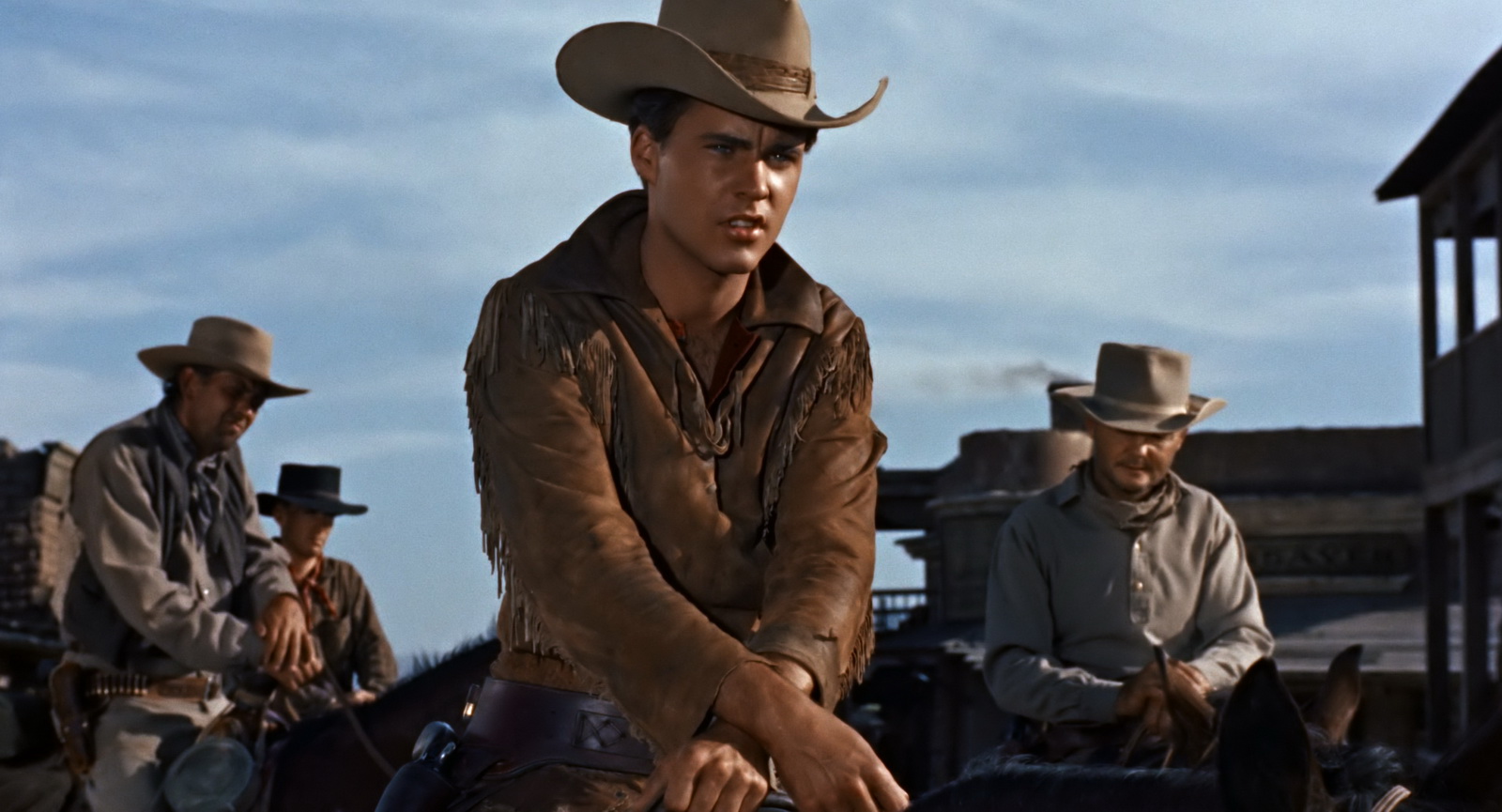 Rio.Bravo.1959.BluRay.2160p.DTS-HDMA2.0.HDR.x265.10bit-DreamHD.mkv_20250510_131857.146.jpg