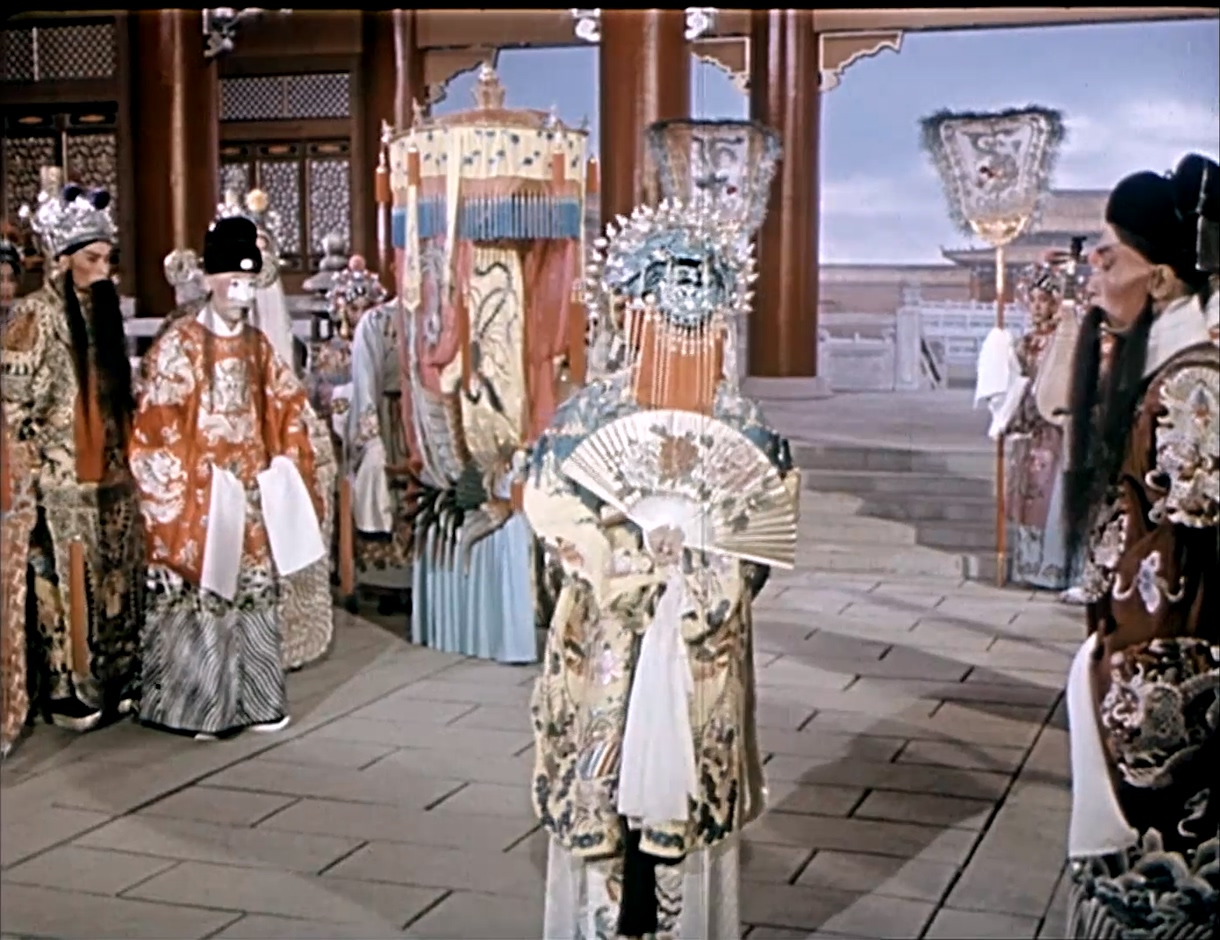 尚小云的舞台艺术.mp4_20250512_103942.993.jpg