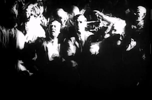 1951.钢铁的城-捷克.DVDRip.mkv_20250512_212822.368.jpg