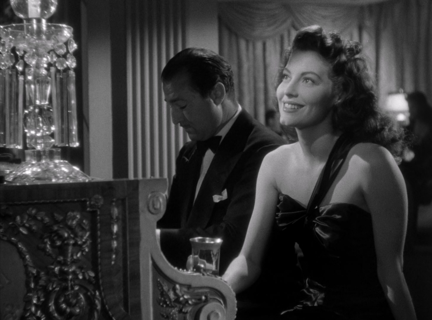 The.Killers.1946.CC.1080p.BluRay.x265.10bit.FLAC.1.0-SONYHD.mkv_20250515_230031.857.jpg