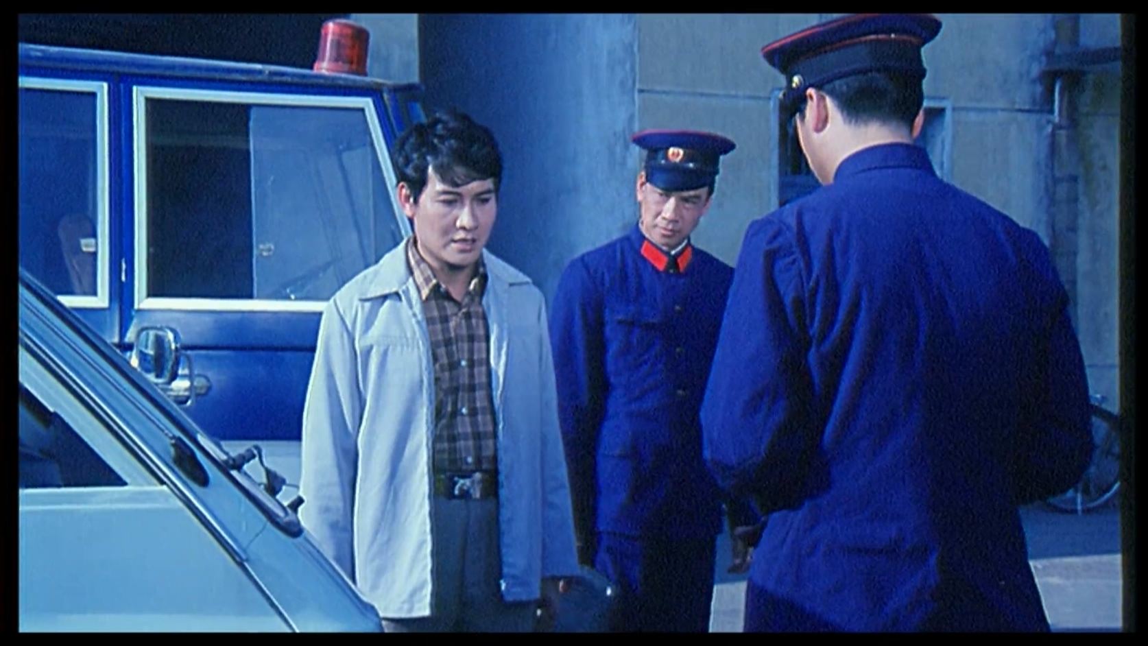 通缉令.mkv_20250516_114926.839.jpg