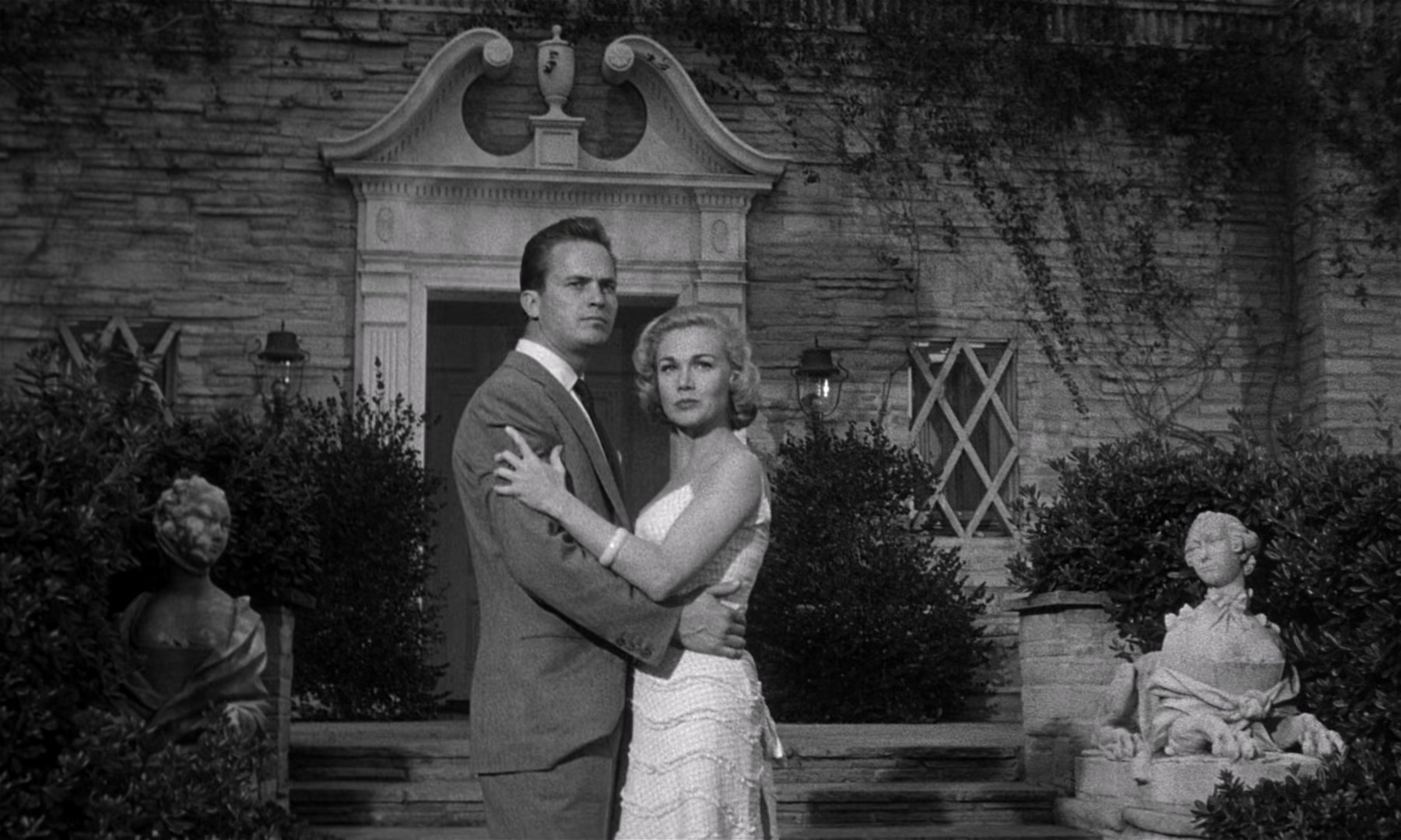 Kiss.Me.Deadly.1955.1080p.BluRay.x265-RARBG-bylh.mkv_20250519_224745.724.jpg