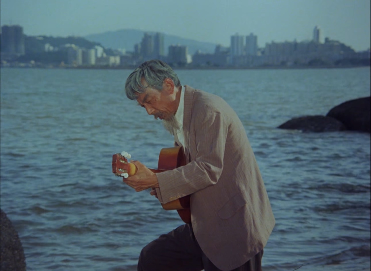 望穿秋水.mkv_20250520_113055.695.jpg