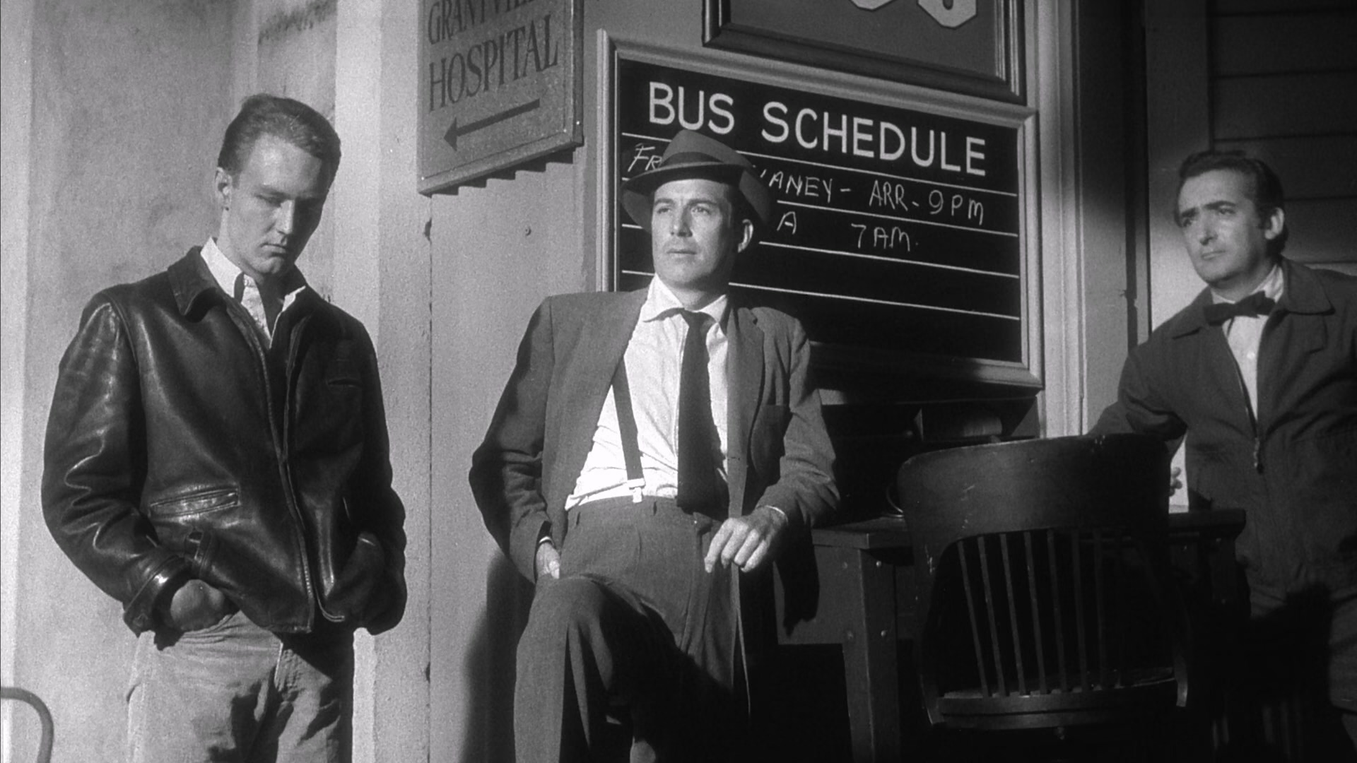 The.Naked.Kiss.1964.CC.BluRay.1080p.DTS-HD.MA1.0.x265.10bit-ALT.mkv_20250524_001.jpg