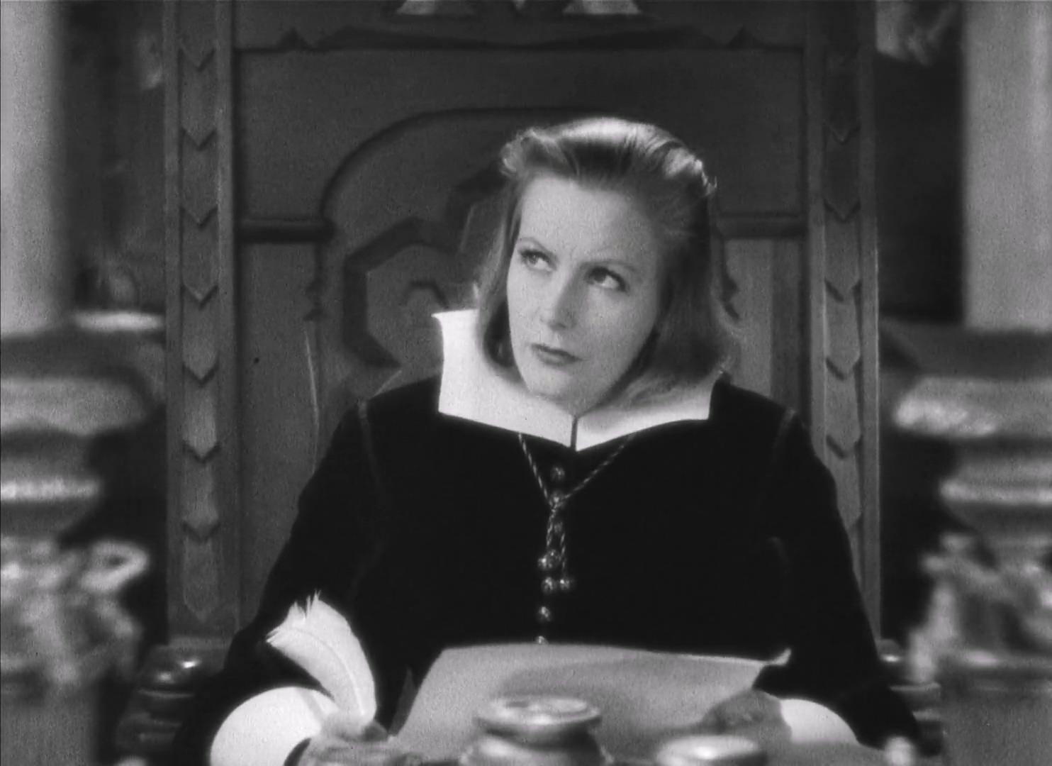 [瑞典女王&克丽丝汀女王].Queen.Christina.1933.1080p.WEBRip.x264-RARBG-bylh.mkv_20.jpg