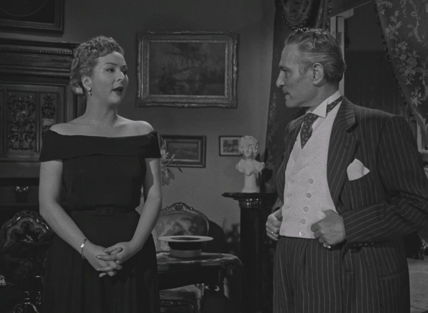 The.Criminal.Life.Of.Archibaldo.De.La.Cruz.1955.1080p.BluRay.x264.AAC-[YTS.MX].m.jpg