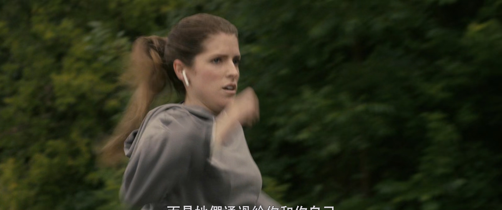 亲爱的爱丽丝.Alice.Darling.2022.1080p.BluRay.x265.2audio-RARBG.mkv_20250529_110946.351.jpg