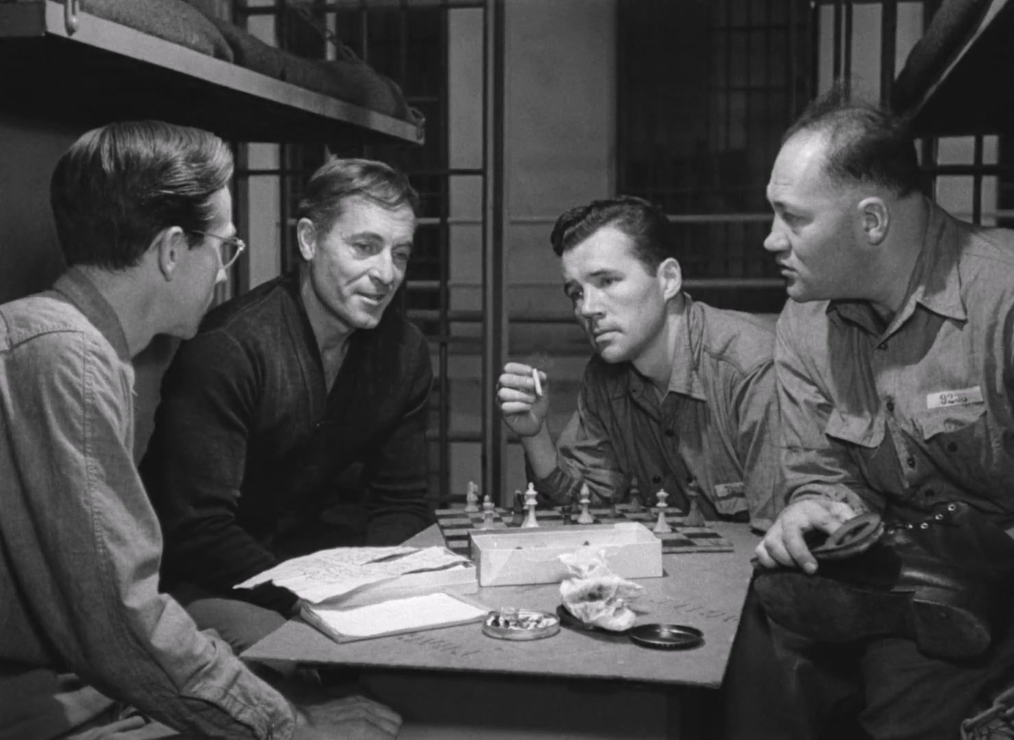 Brute.Force.1947.CRITERION.1080p.BluRay.H264.AAC-RARBG-bylh.mkv_20250531_063217.520.jpg