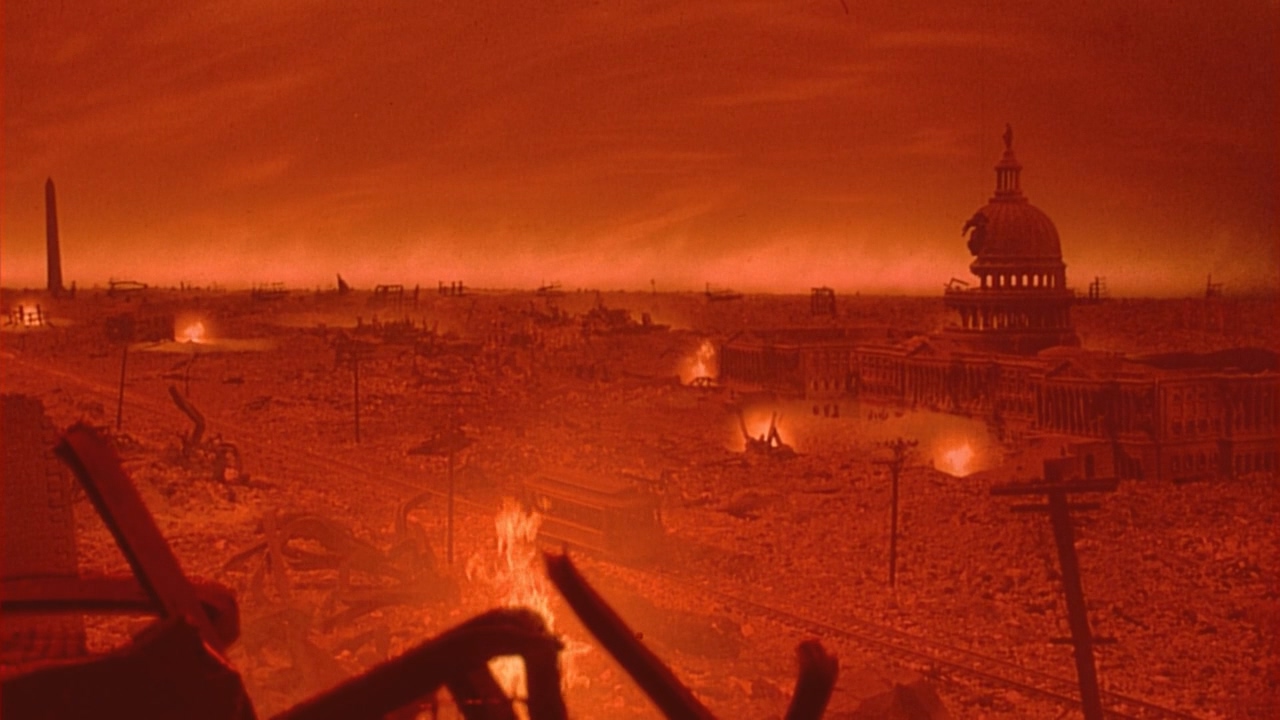 Dreamscape.1984.720p.BluRay.DD5.1.x264-CRiSC-bylh.mkv_20250531_064800.607.jpg