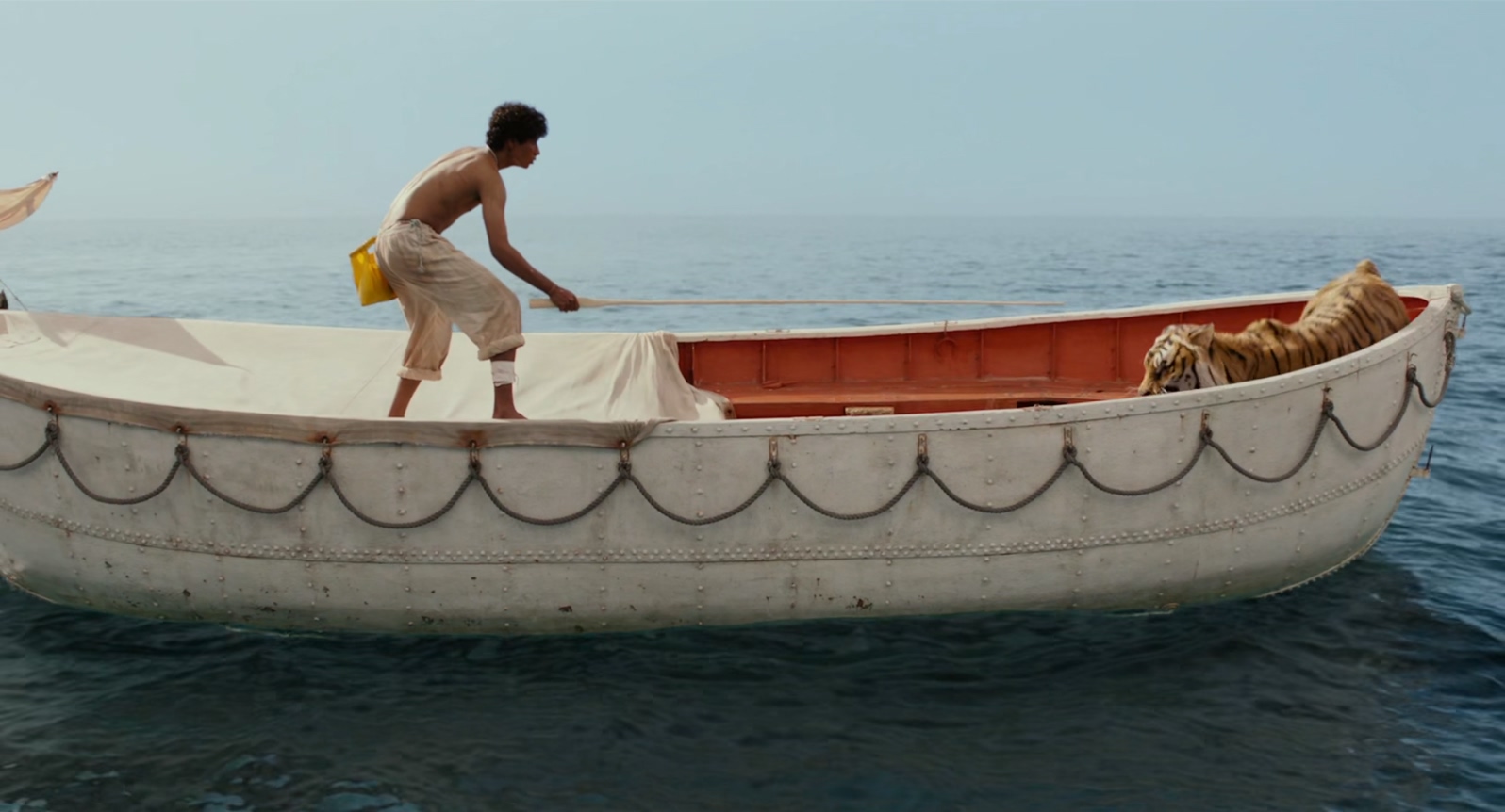 少年派的奇幻漂流.Life.of.Pi.2012.CEE.Bluray.1080p.x265.AAC(5.1).2Audios.GREENOTE.jpg