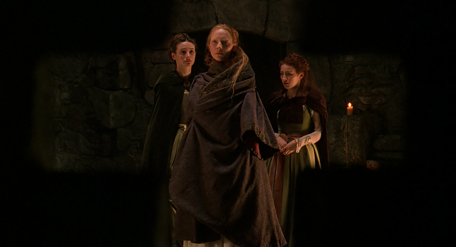 Elizabeth.1998.1080p.BluRay.x265.10bit.DTS.2Audio-SONYHD.mkv_20250605_231639.732.jpg