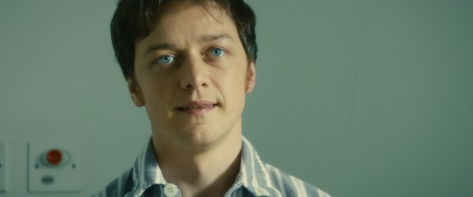 Trance.2013.1080p.BluRay.x265.10bit.DTS-SONYHD.mkv_20250607_090358.367.jpg