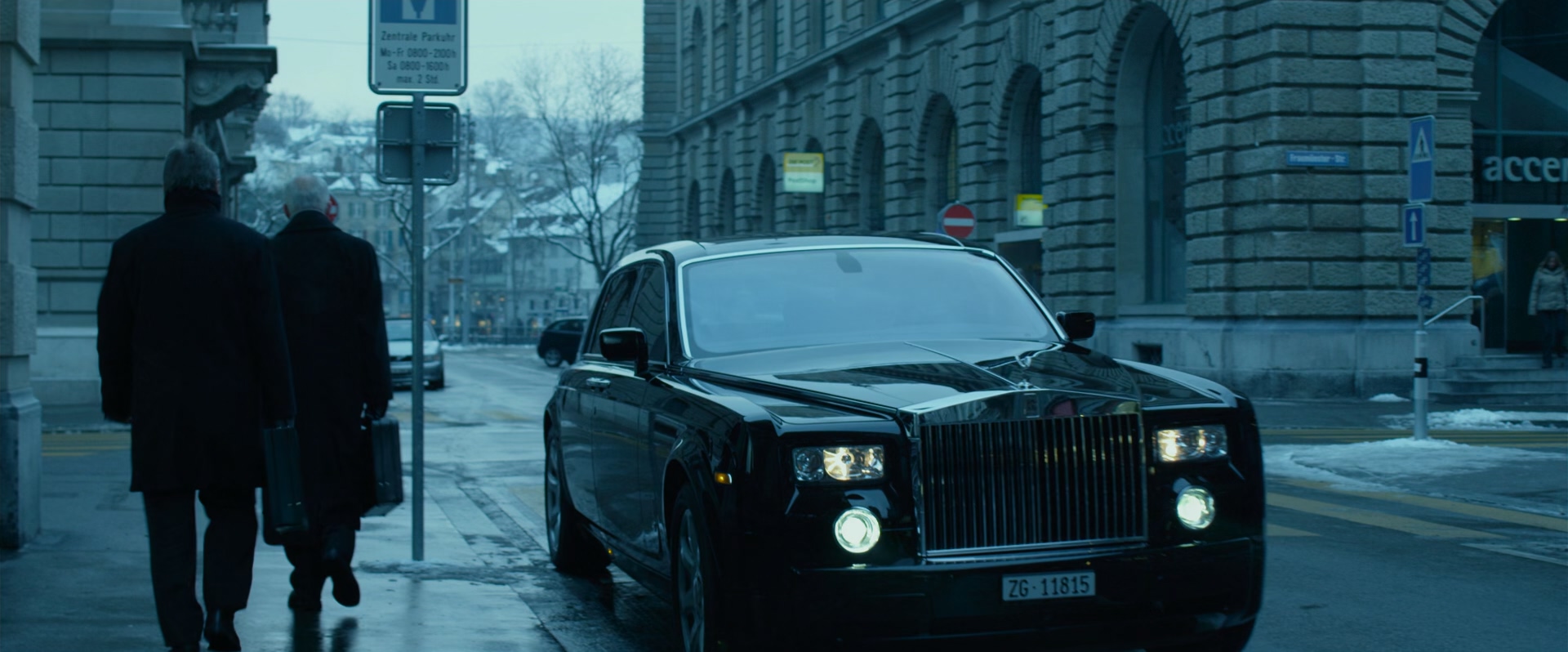 The.Girl.with.the.Dragon.Tattoo.2011.1080p.BluRay.x265-RARBG.mkv_20250612_230904.299.jpg