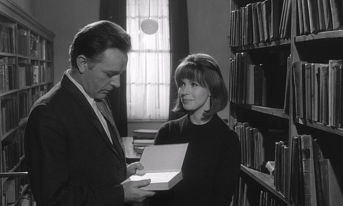 The.Spy.Who.Came.in.from.the.Cold.1965.720p.BluRay.X264-AMIABLE-bylh.mkv_2025061.jpg