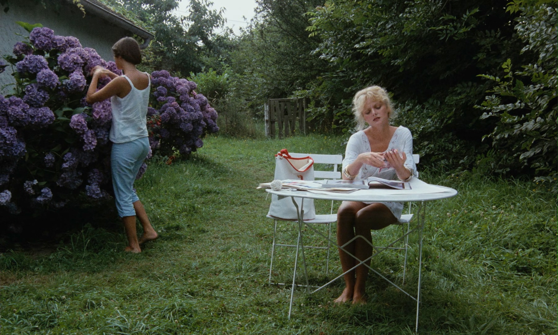 Pauline.at.the.Beach.1983.BluRay.1080p.LPCM.1.0.x265.10bit-DreamHD.mkv_20250613_.jpg