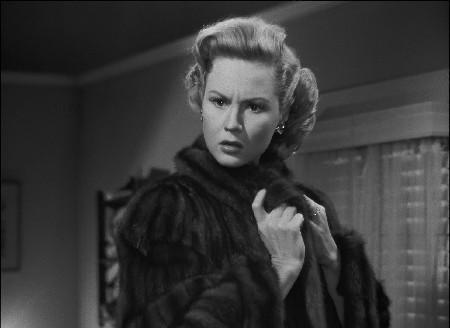 歼匪喋血战.White.Heat.1949.1080p.BluRay.x265.HEVC.FLAC-SARTRE-bylh.mkv_20250617_.jpg
