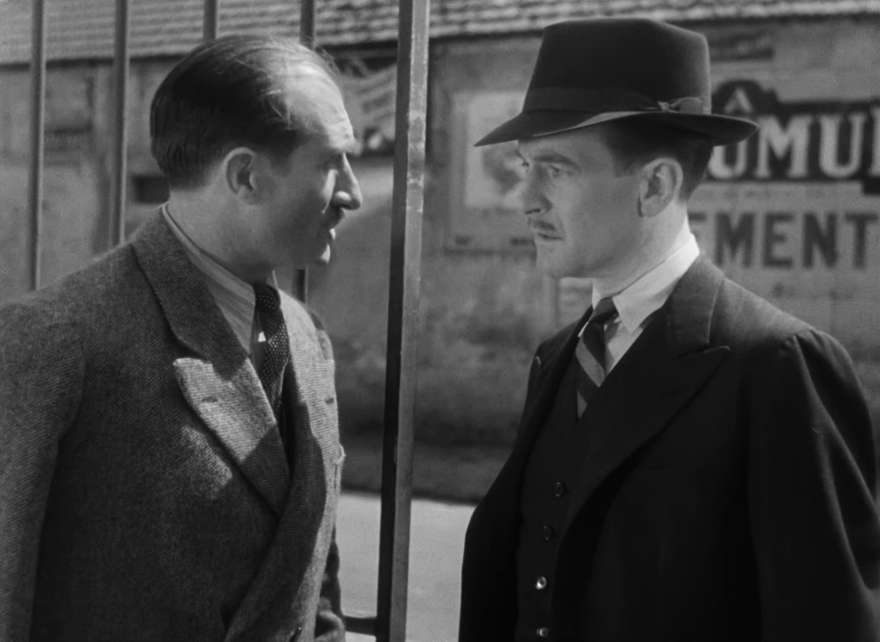 Le.Corbeau.1943.2160p.BRRip.AAC2.0.x265.10bits-RxB-bylh.mkv_20250617_104041.514.jpg