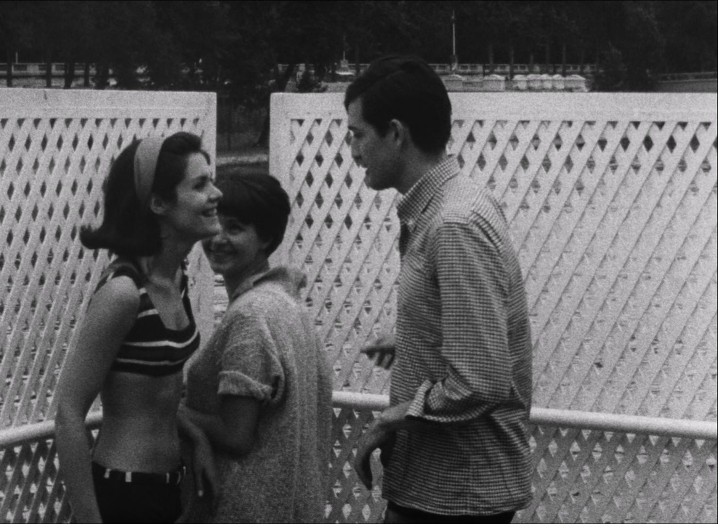 Suzannes.Career.1963.CC.1080p.BluRay.x265.10bit.FLAC.1.0-SONYHD.mkv_20250616_204.jpg