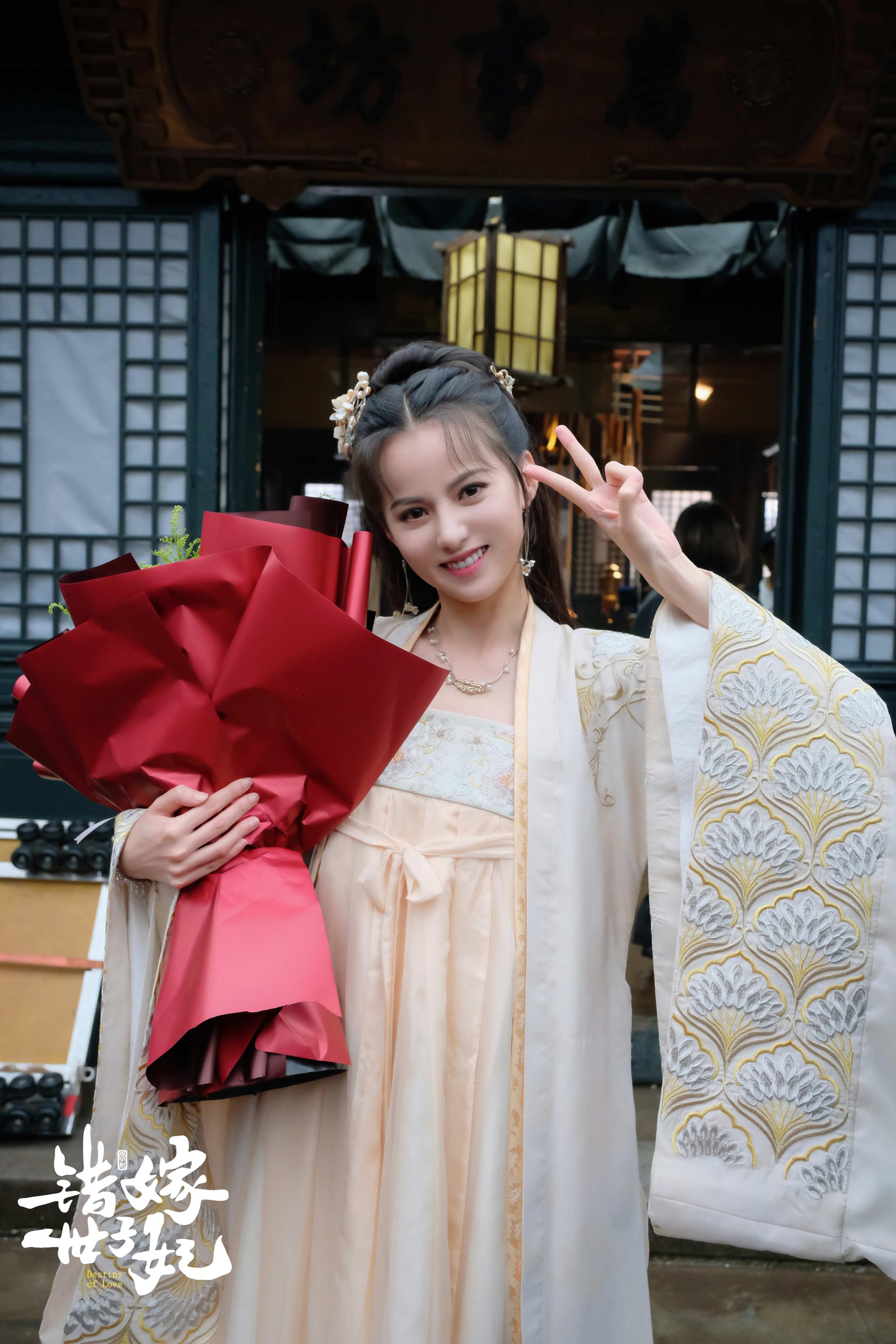 129c-kqpyffz0411565.jpg