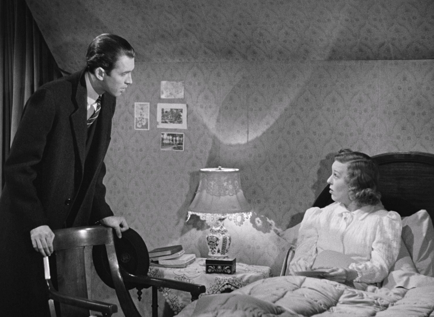 The.Shop.Around.the.Corner.1940.1080p.BluRay.x264.DTS-QuickIO.mkv_20250622_093219.962.jpg