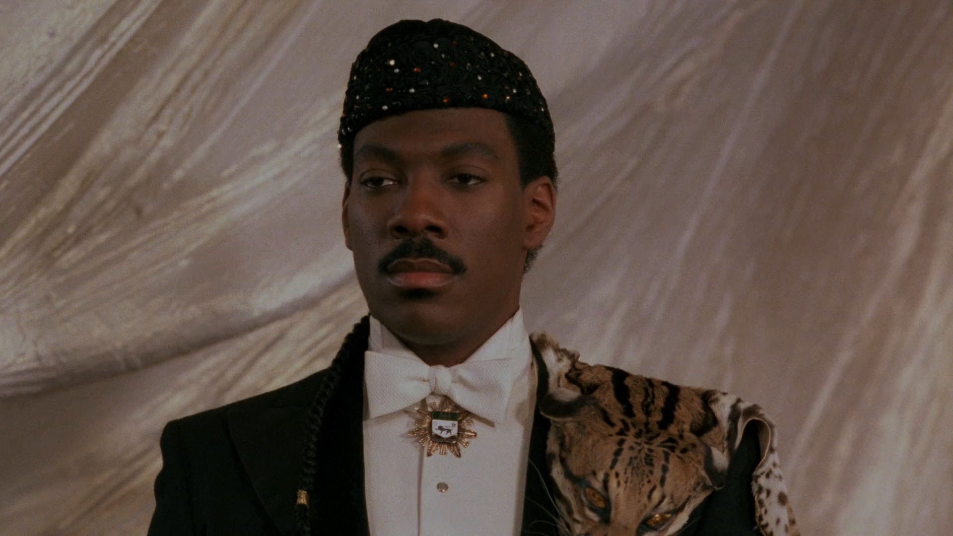 Coming.To.America.1988.REPACK.1080p.BluRay.x264.AAC5.1-[YTS.MX].mkv_20250625_092.jpg