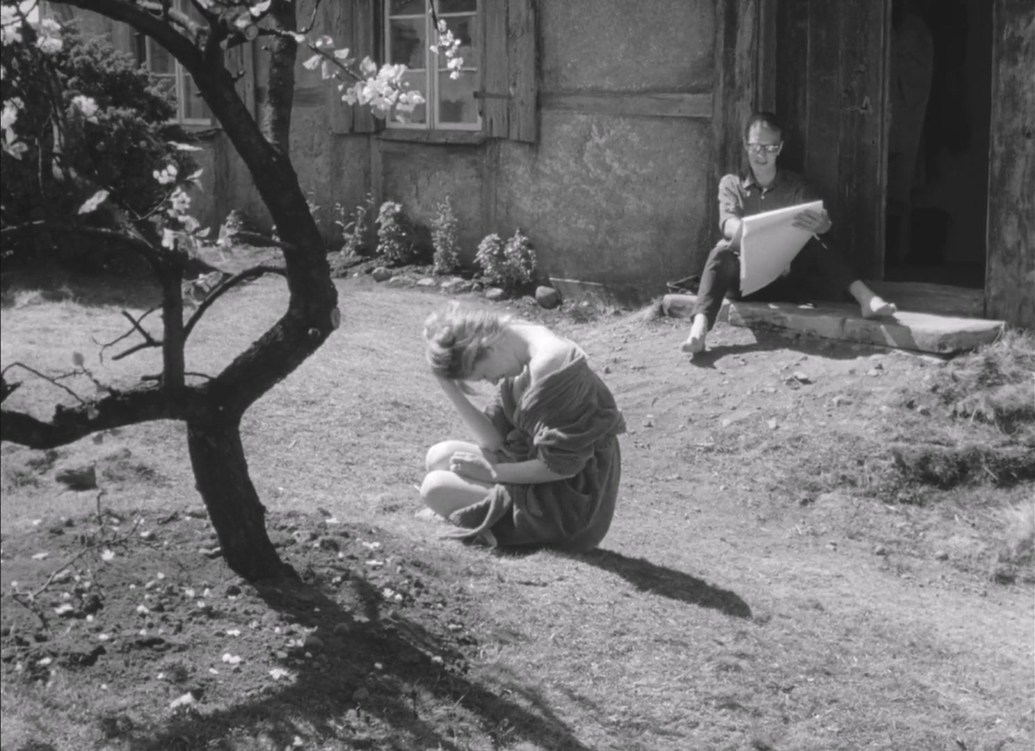 Hour.of.the.Wolf.1968.SWEDISH.1080p.BluRay.H264.AAC-VXT.mkv_20250629_004834.563.jpg