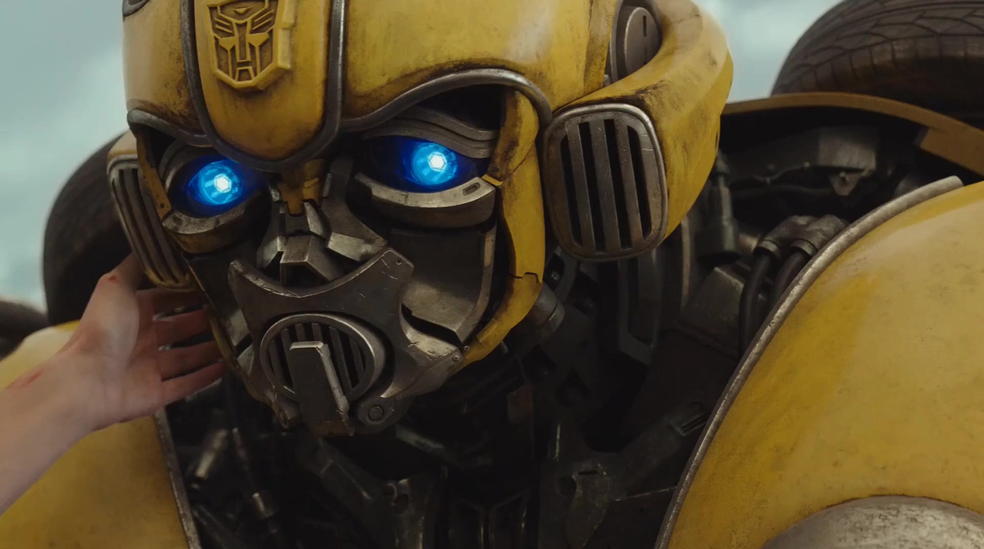大黄蜂.Bumblebee.2018.2Audio.CNSC.mkv_20250629_201558.298.jpg