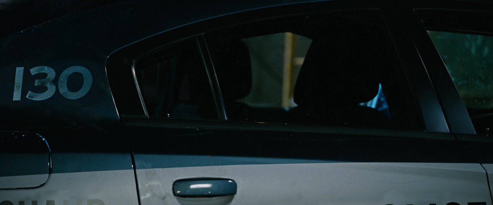 侠探杰克2.Jack.Reacher.Never.Go.Back.2016.2Audio.CN.mkv_20250702_004550.738.jpg