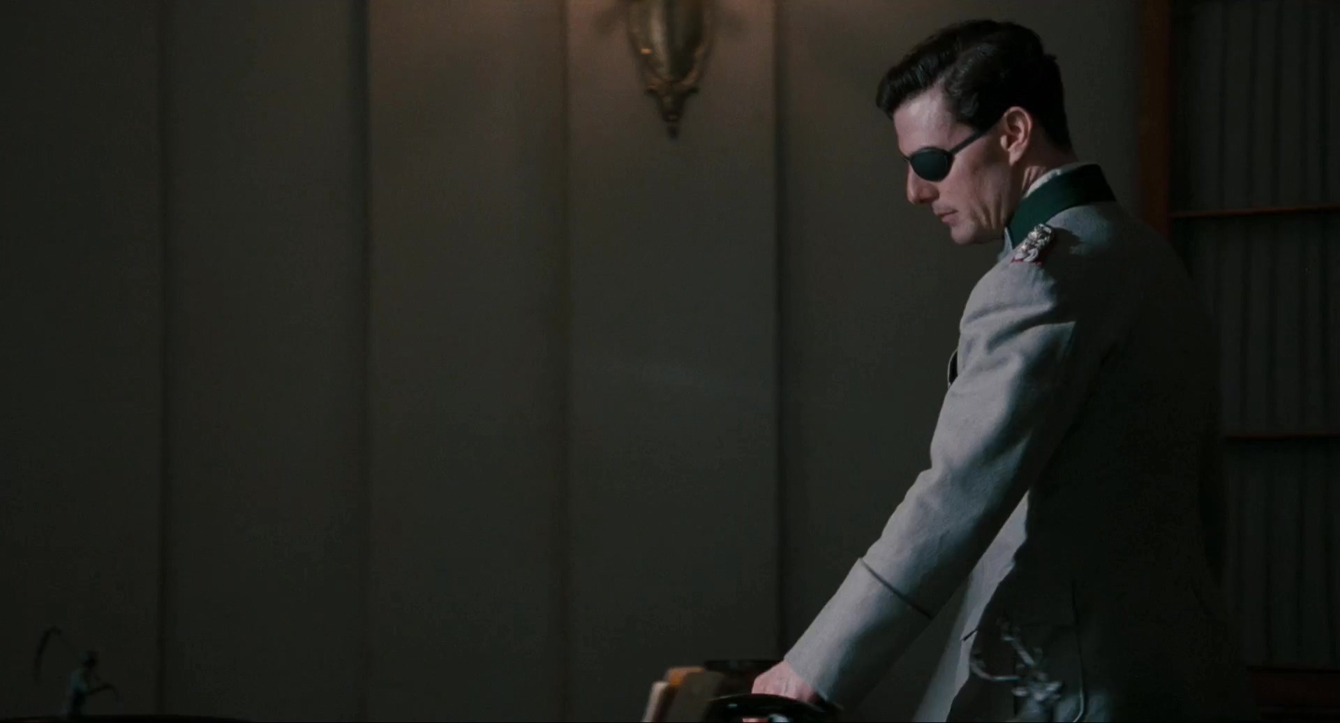 行动目标希特勒.Valkyrie.2008.2Audio.CN.mkv_20250702_005521.561.jpg