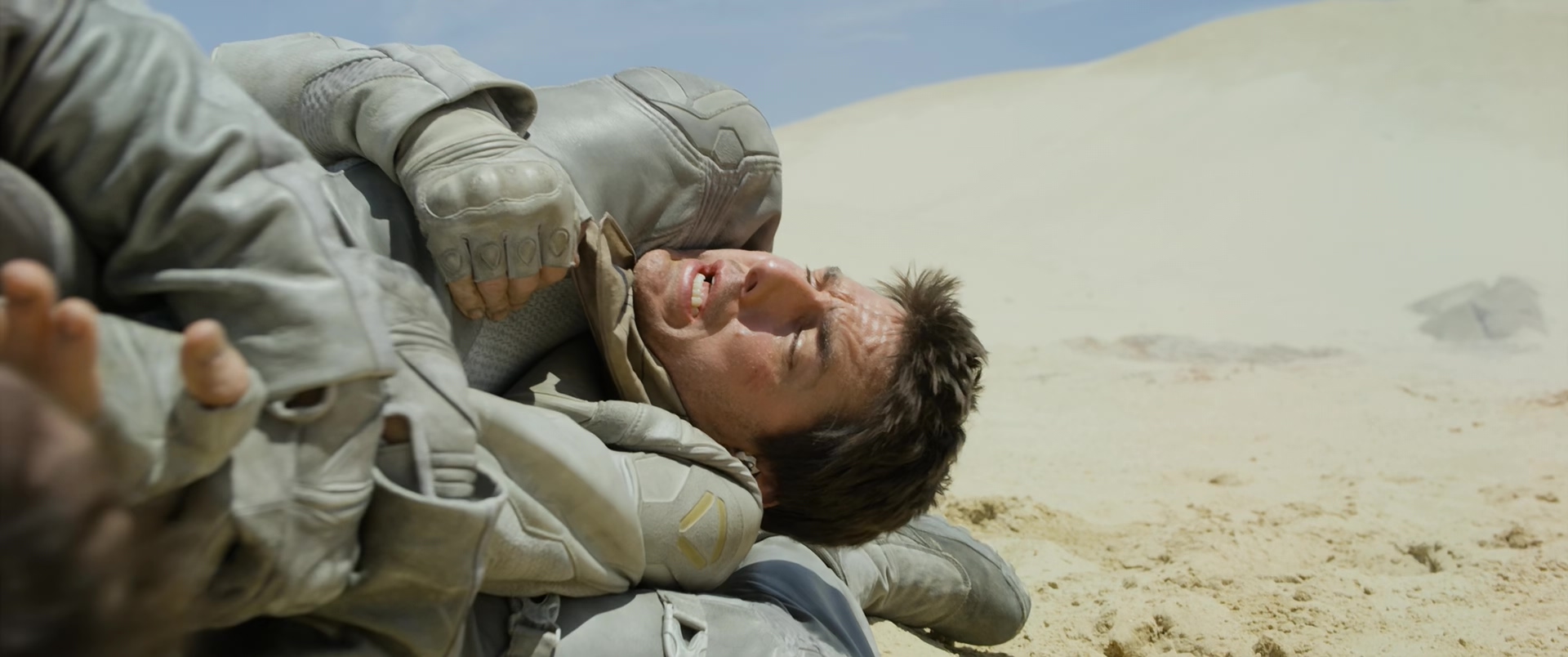 遗落战境.Oblivion.2013.2Audio.CN.mkv_20250702_005741.307.jpg