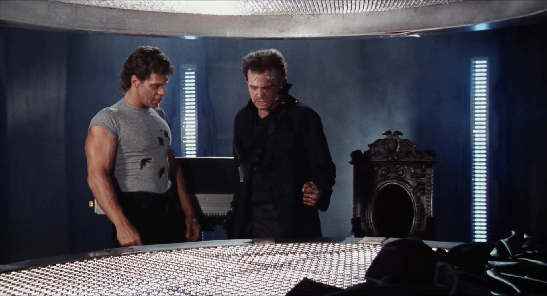 丧尸特警.Dead.Heat.1988.CN.mkv_20250703_210943.541.jpg