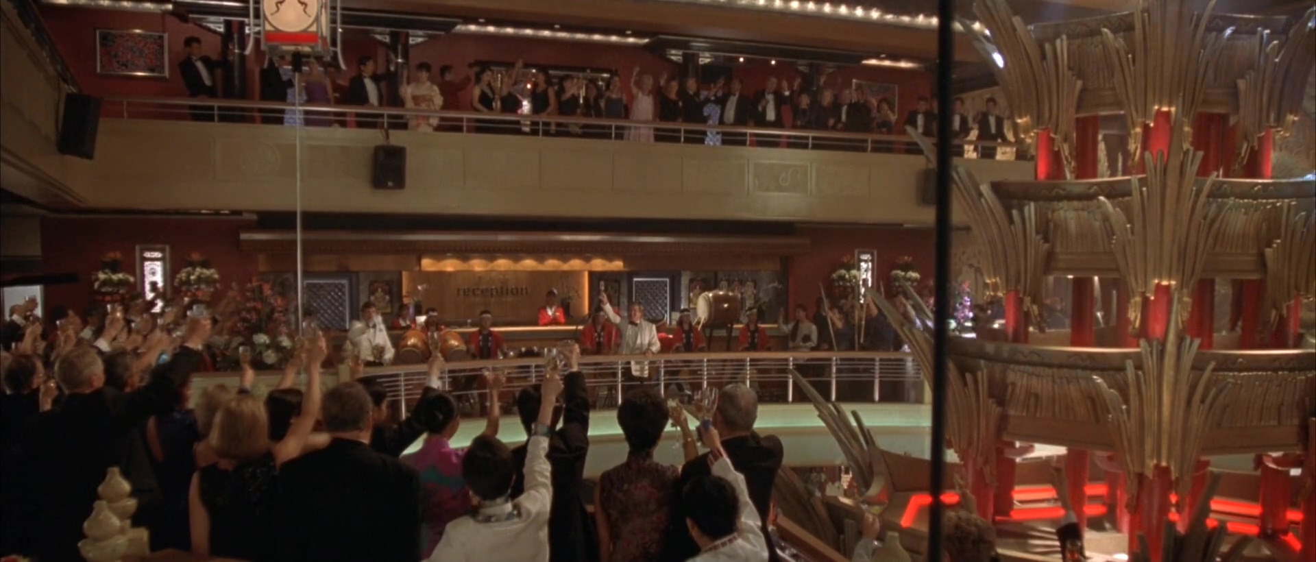 极度深寒.Deep.Rising.1998.2Audio.CN.mkv_20250703_211654.761.jpg