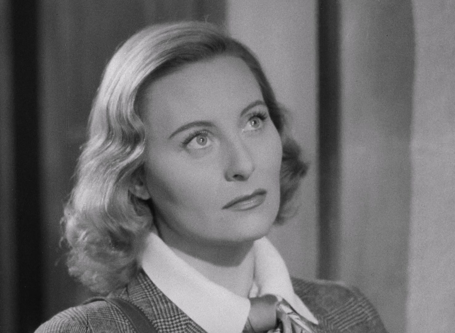 The.Fallen.Idol.1948.1080p.BluRay.x265.10bit.FLAC.2.0-QuickIO.mkv_20250705_093550.673.jpg