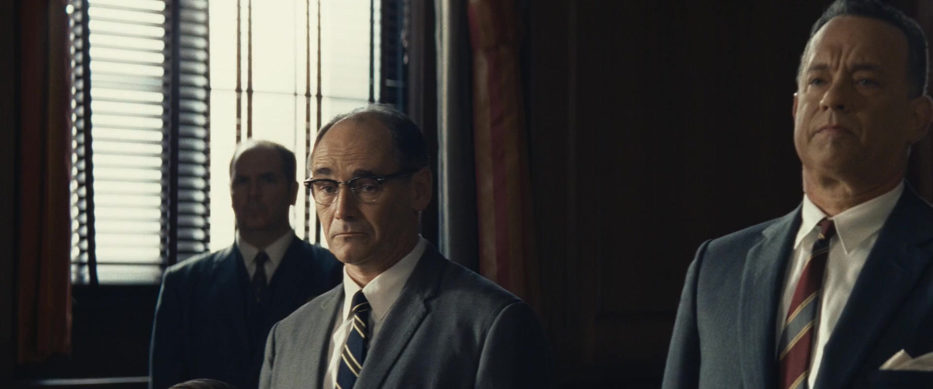 间谍之桥.Bridge.Of.Spies.2015.2Audio.CN.mkv_20250705_215212.202.jpg