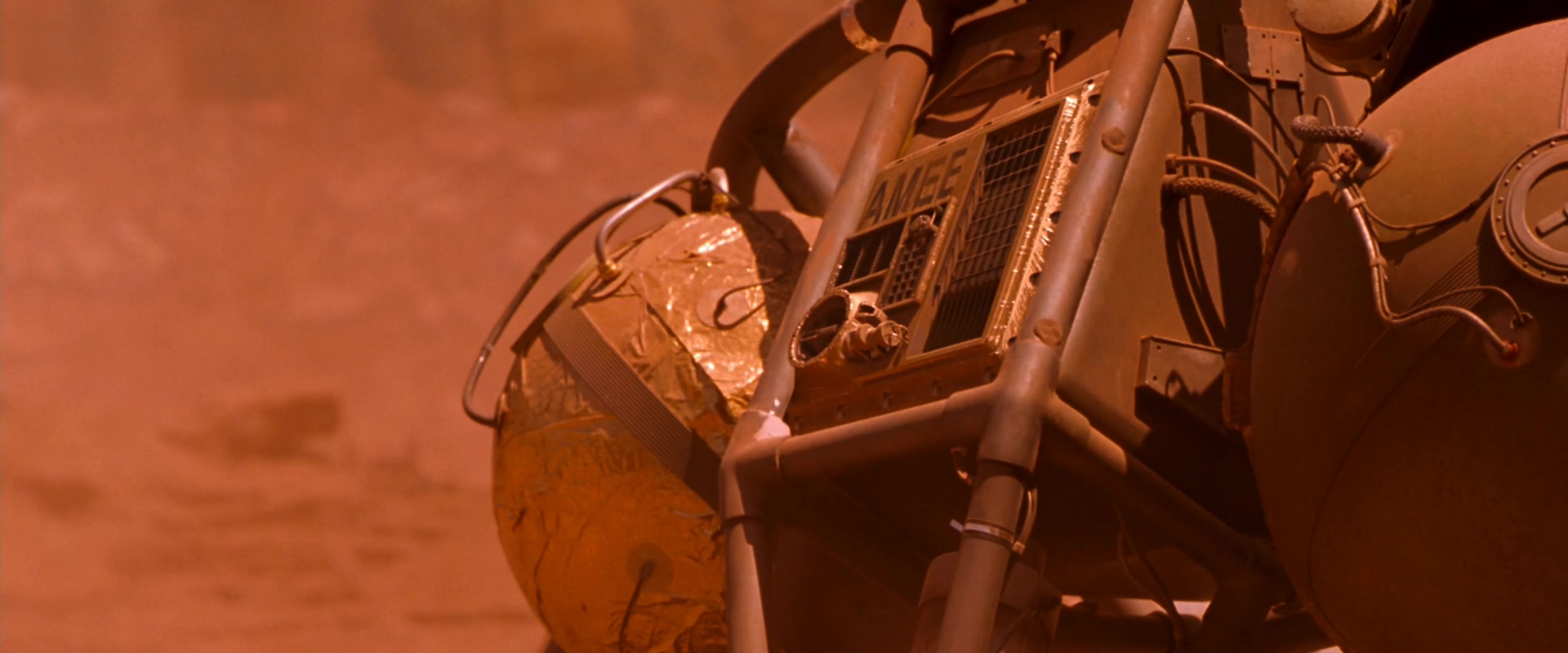 红色星球.Red.Planet.2000.2Audio.CNSC.mkv_20250709_111524.179.jpg