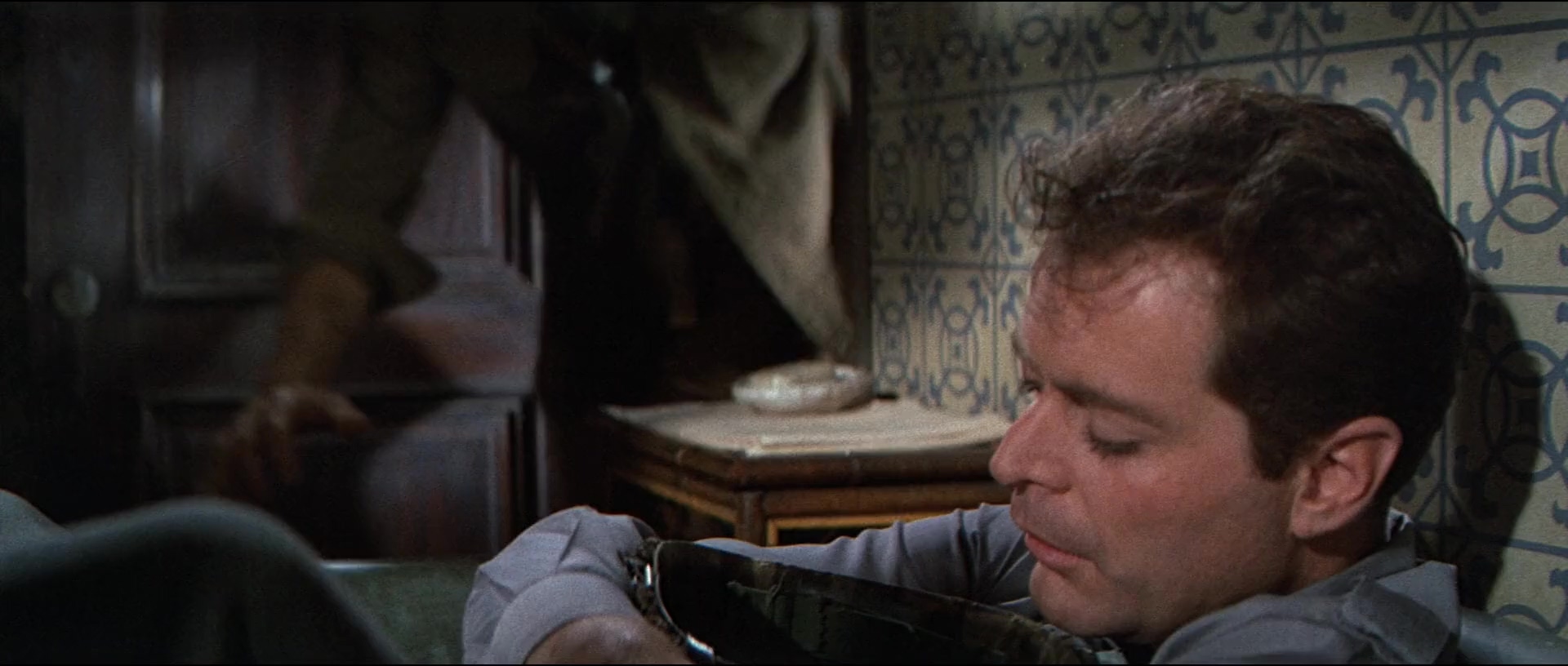 异想天开大逃亡.What.Did.You.Do.in.the.War.Daddy.1966.CNSC.mkv_20250709_124035.004.jpg